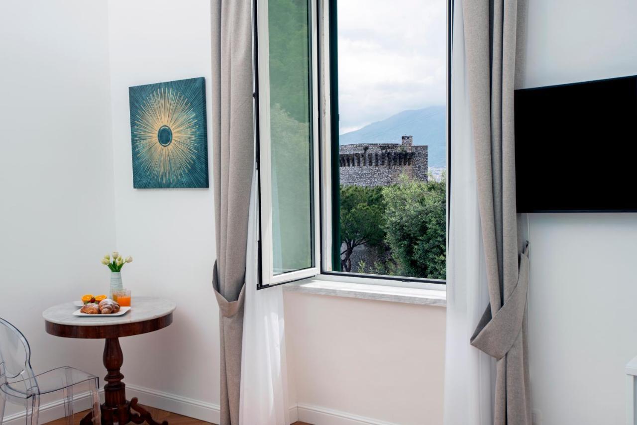 Relais Al Castello Bed & Breakfast Castellammare di Stabia Exterior photo