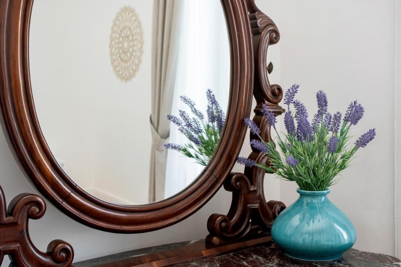 Relais Al Castello Bed & Breakfast Castellammare di Stabia Exterior photo