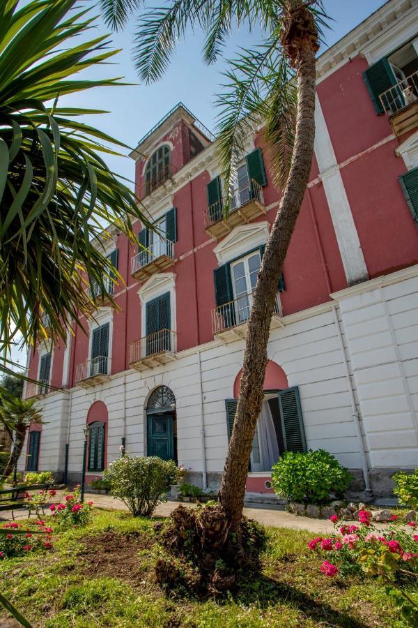 Relais Al Castello Bed & Breakfast Castellammare di Stabia Exterior photo